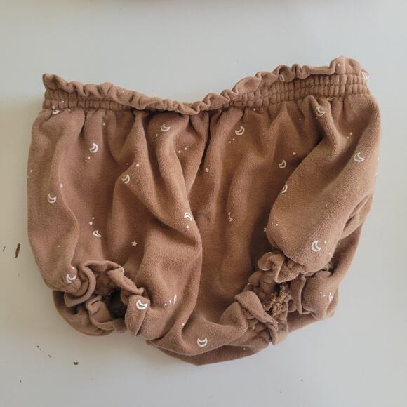 Quincy Mae Brown Moon & Star Print Dress + Bloomers - Picture 8 of 8